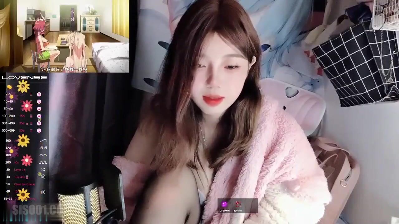 【Stripchat】大胸萌妹微胖少女「Many-yiyi」边看成人动画边用跳蛋自慰骚魅吐舌头